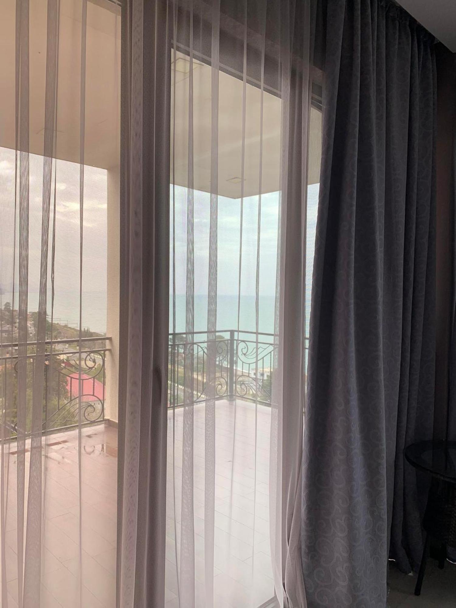 White House Chakvi Otel Dış mekan fotoğraf