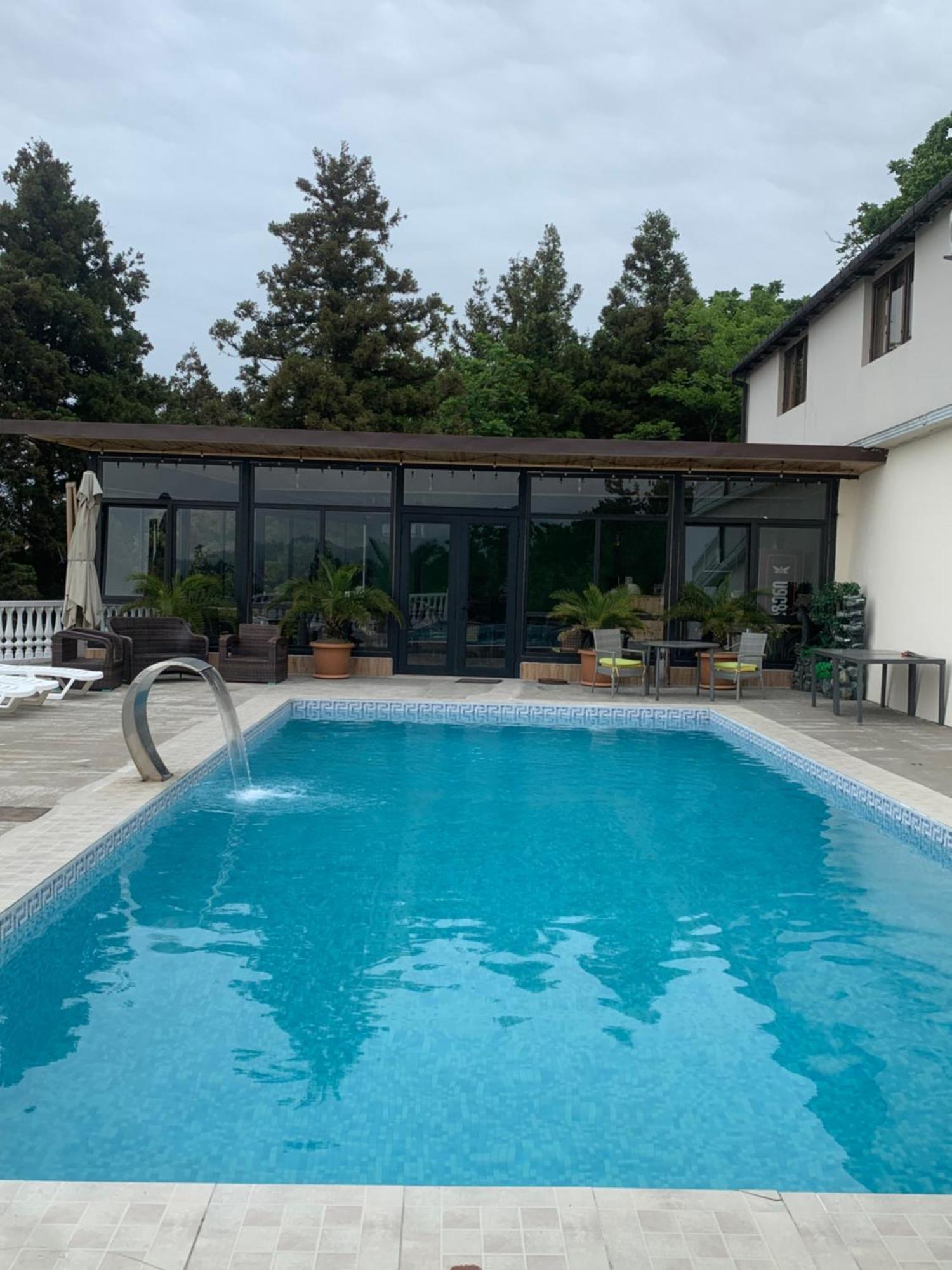 White House Chakvi Otel Dış mekan fotoğraf