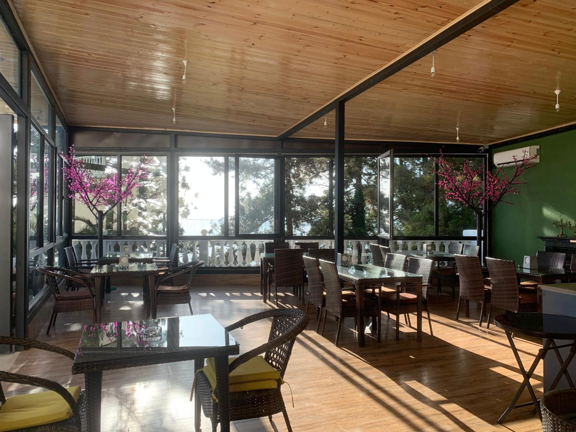 White House Chakvi Otel Dış mekan fotoğraf